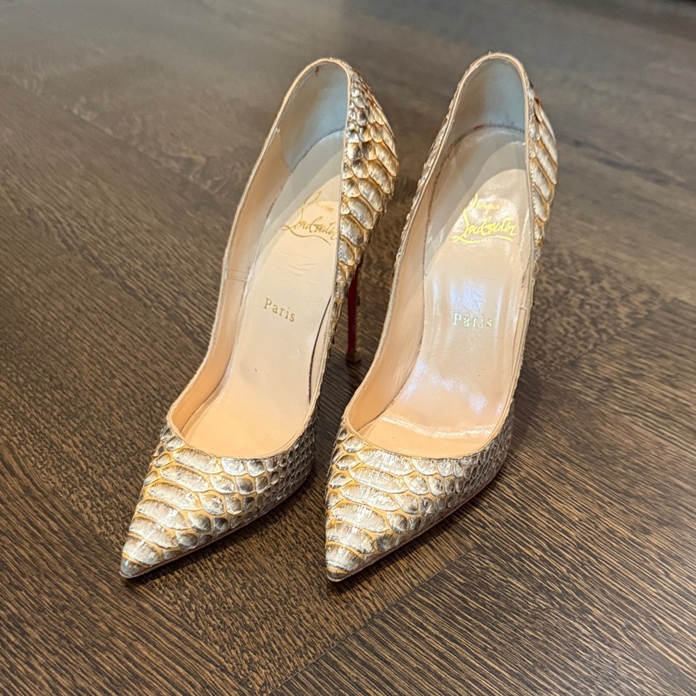 Christian Louboutin Gold Textured Heels